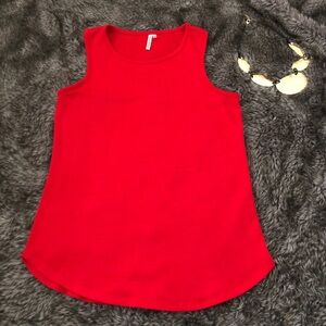 Banana Republic Red Tank Women’s Size Small